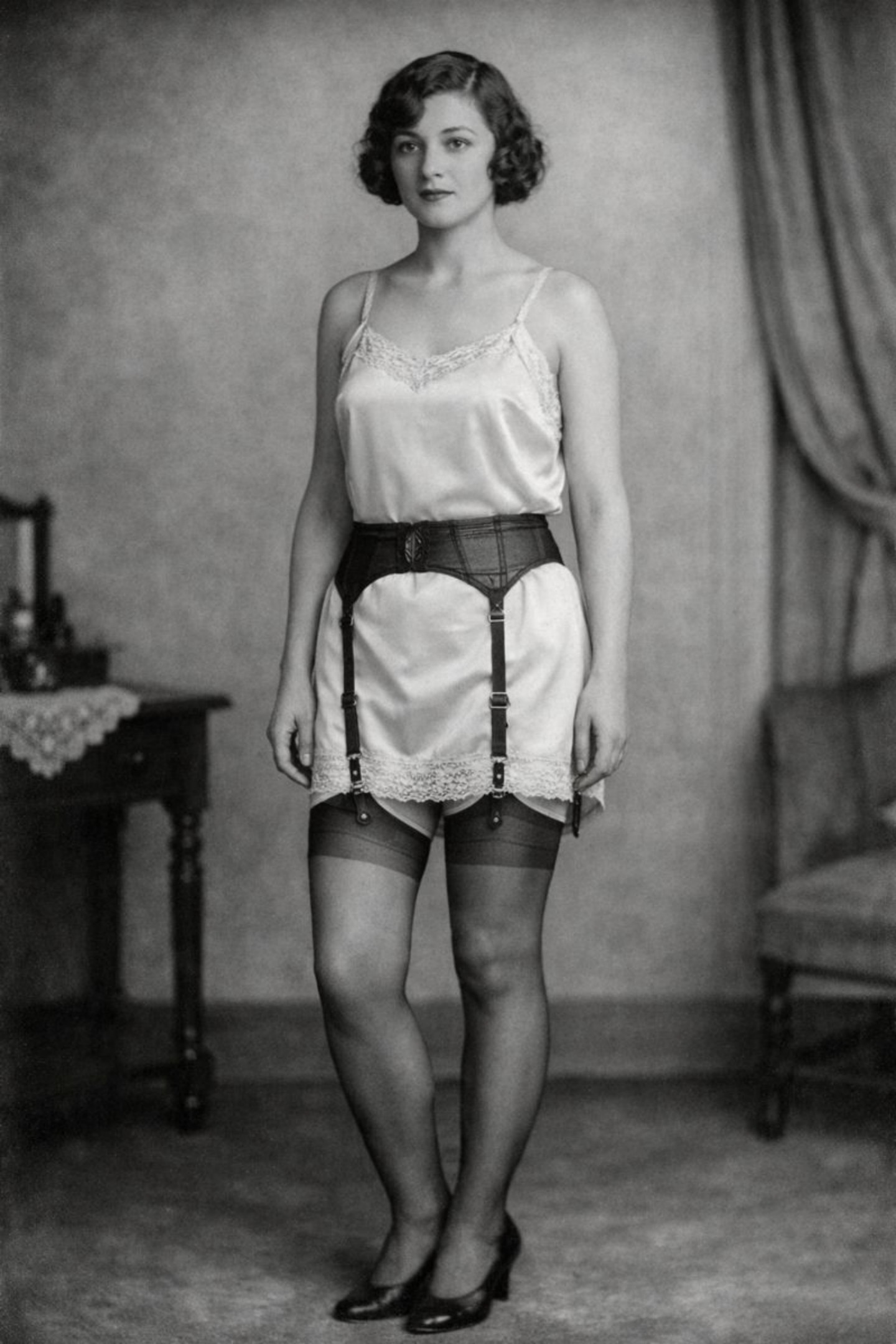 丝袜简史资料图：1900s–1930s（固定系统标准化）