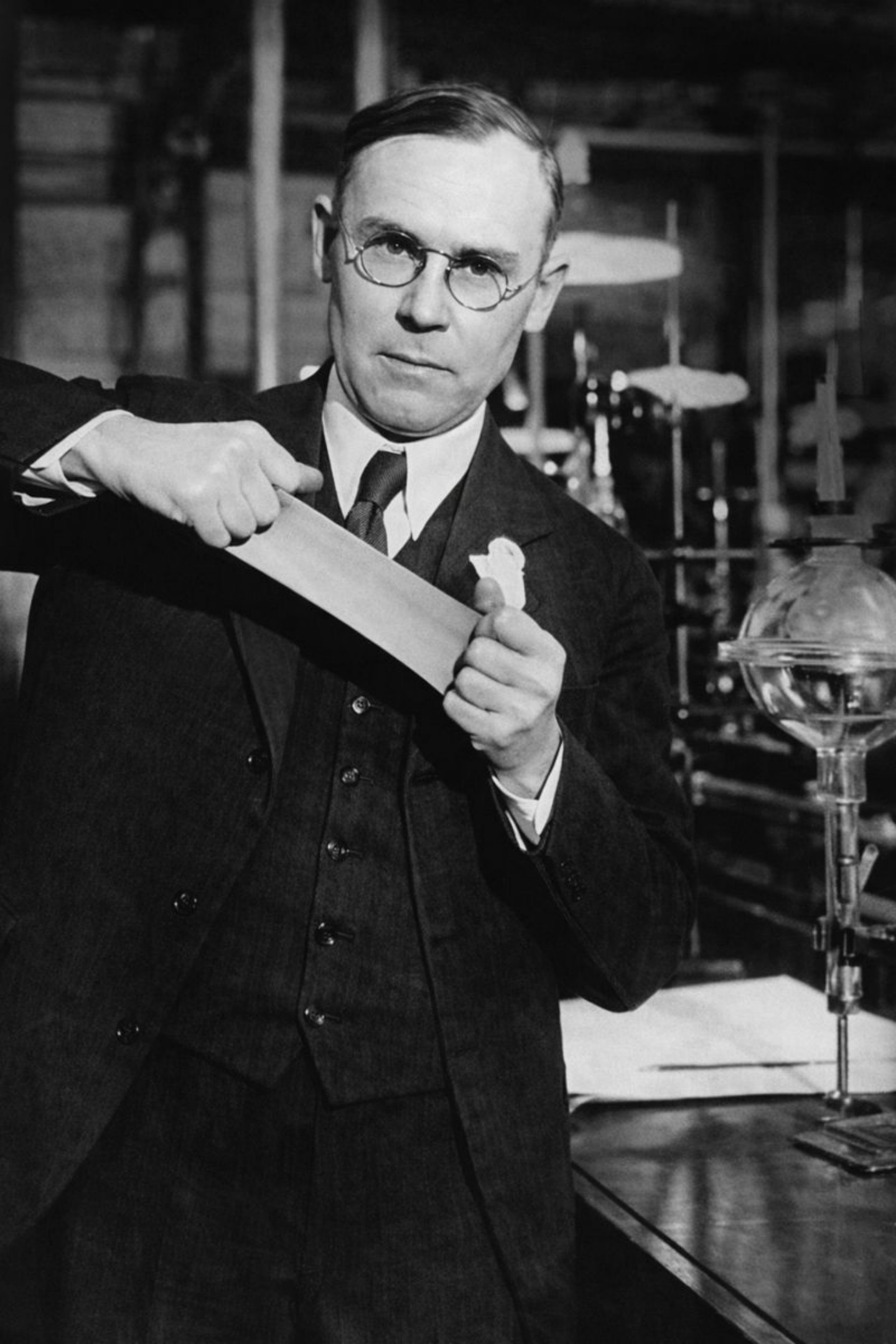 丝袜简史资料图：Wallace Carothers（1935）